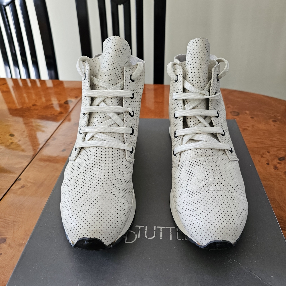 LD TUTTLE  SNEAKER BOOTIES